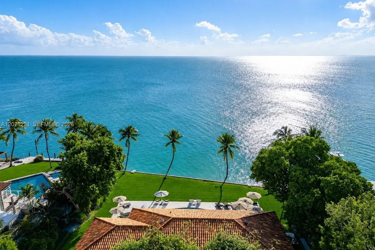 520 S Mashta Dr, Key Biscayne FL 33149