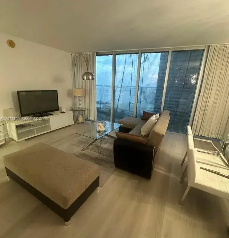 485 Brickell Ave # 1908, Miami FL 33131