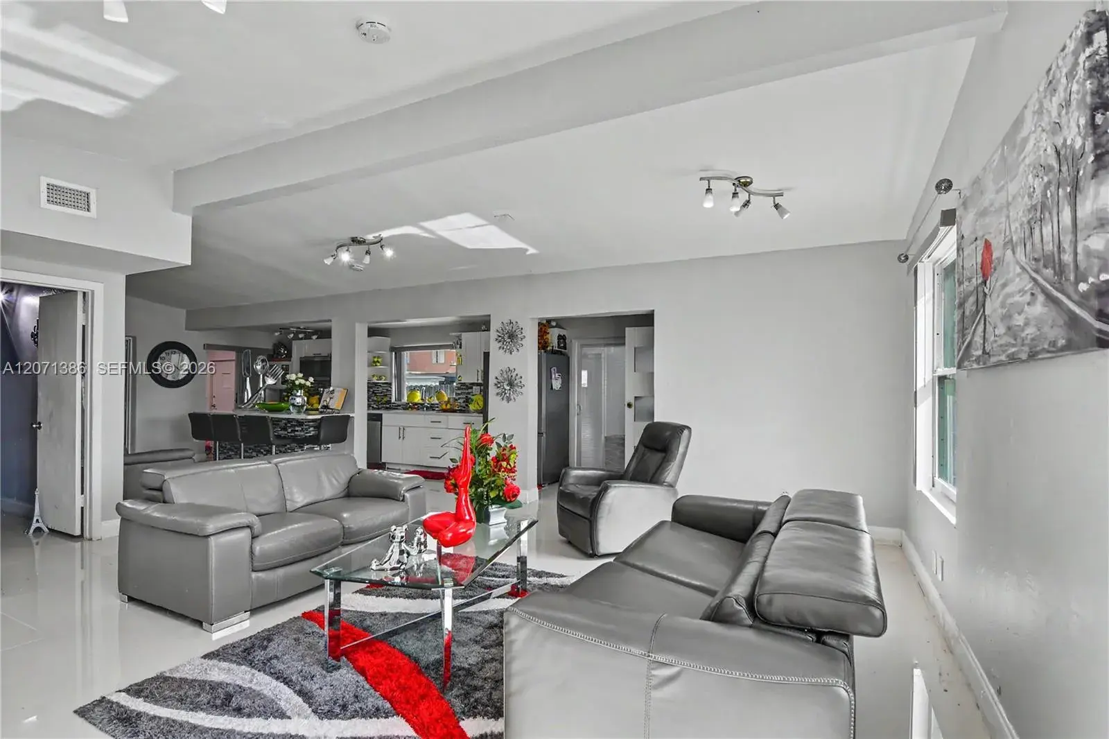 3538 SW 87th Ct, Miami FL 33165