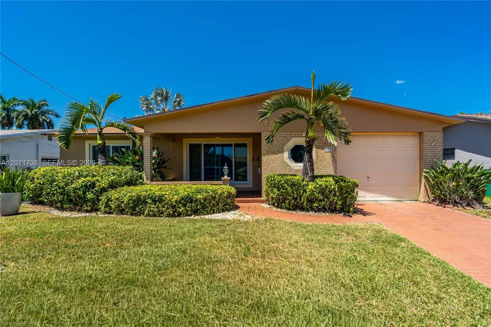 3 bedroom 2 bath Residential for sale at 1424 Nautilus Isle, Dania Beach FL 33004