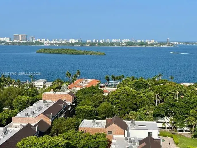 1000 QUAYSIDE TERRACE # 1901, Miami FL 33138