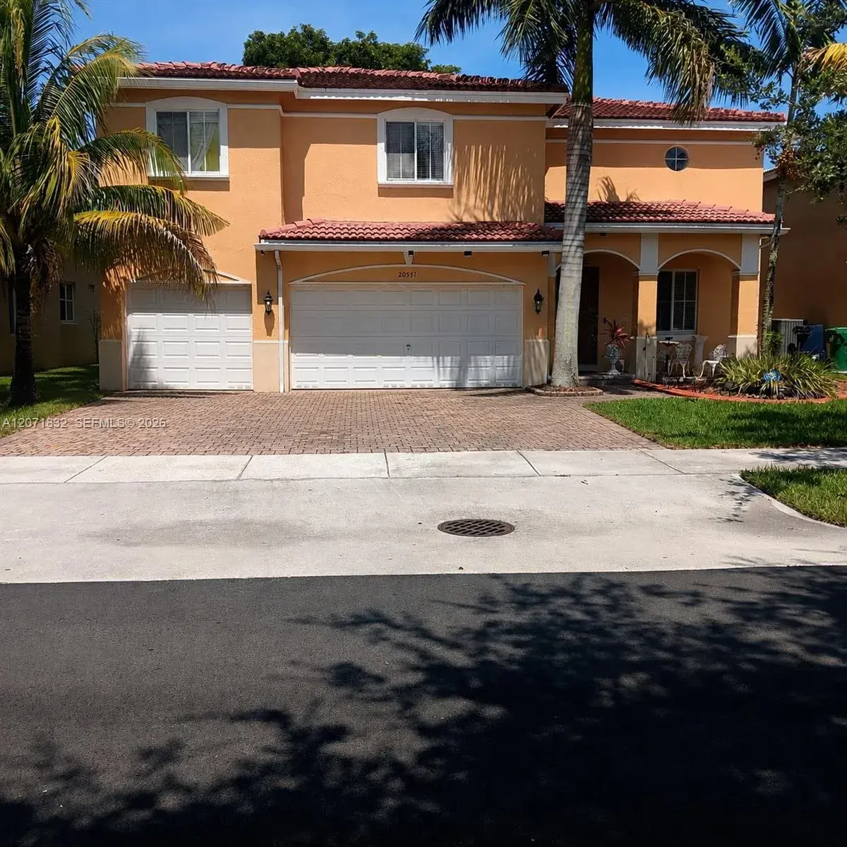 6 bedroom 4 bath Residential for sale at 20551 NW 7th Ct, Miami Gardens FL 33169