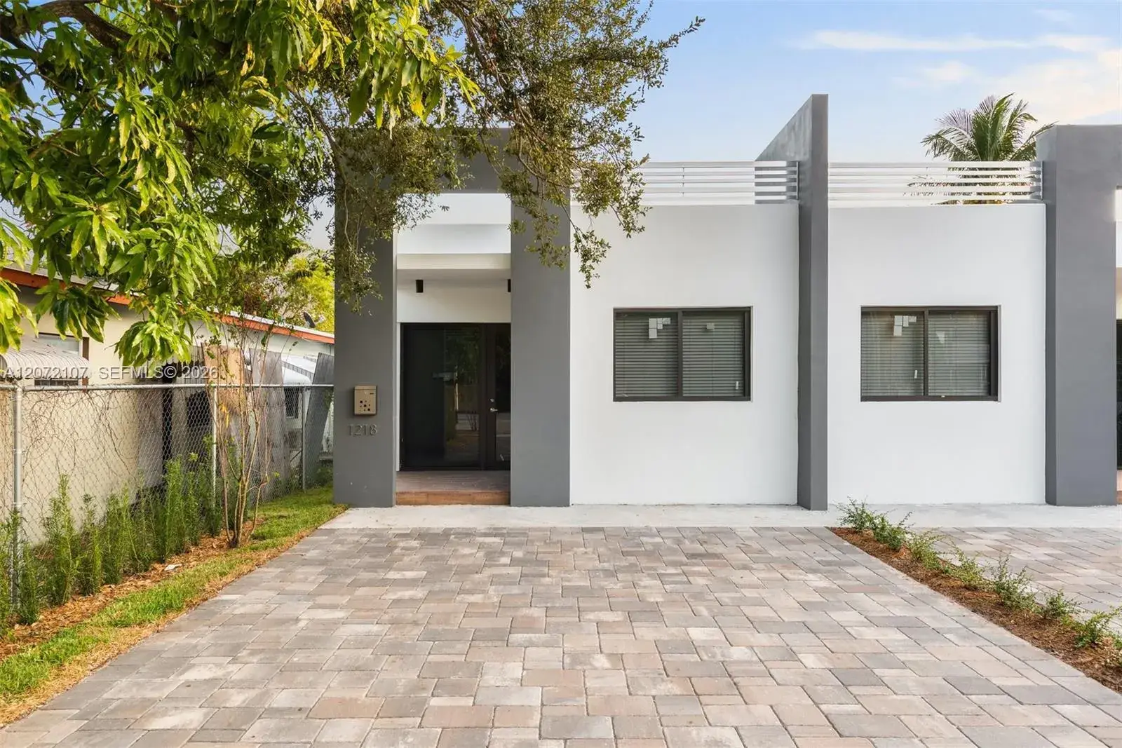 1216-1218 NE 112th St, Miami FL 33161