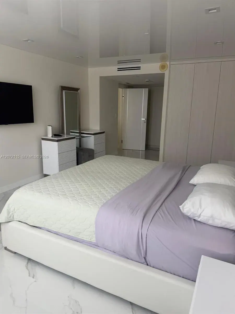 2 bedroom 2 bath Residential Lease for rent at 251 174th St # 1414, Sunny Isles Beach FL 33160