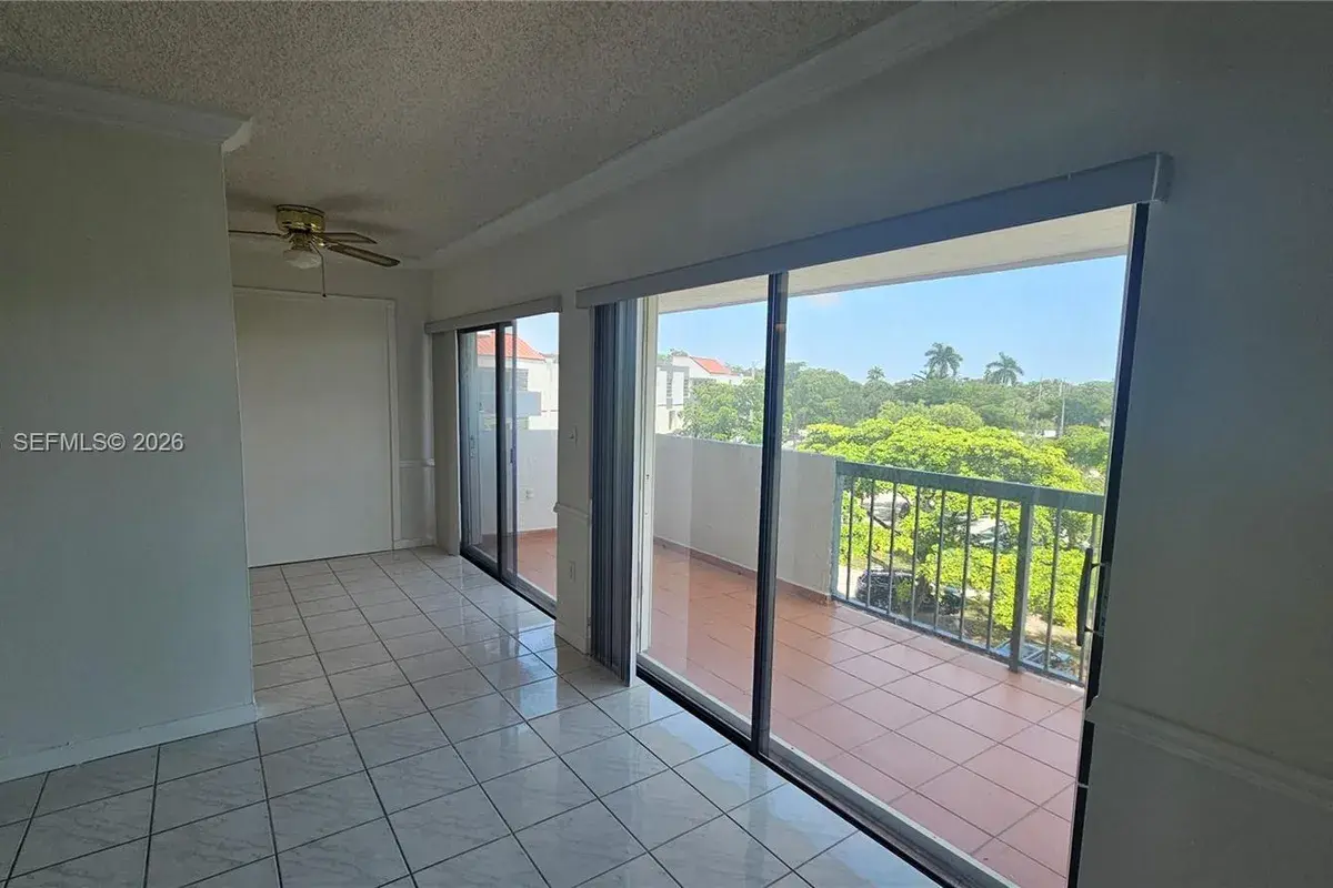 5800 SW 127th Ave # 2420, Miami FL 33183