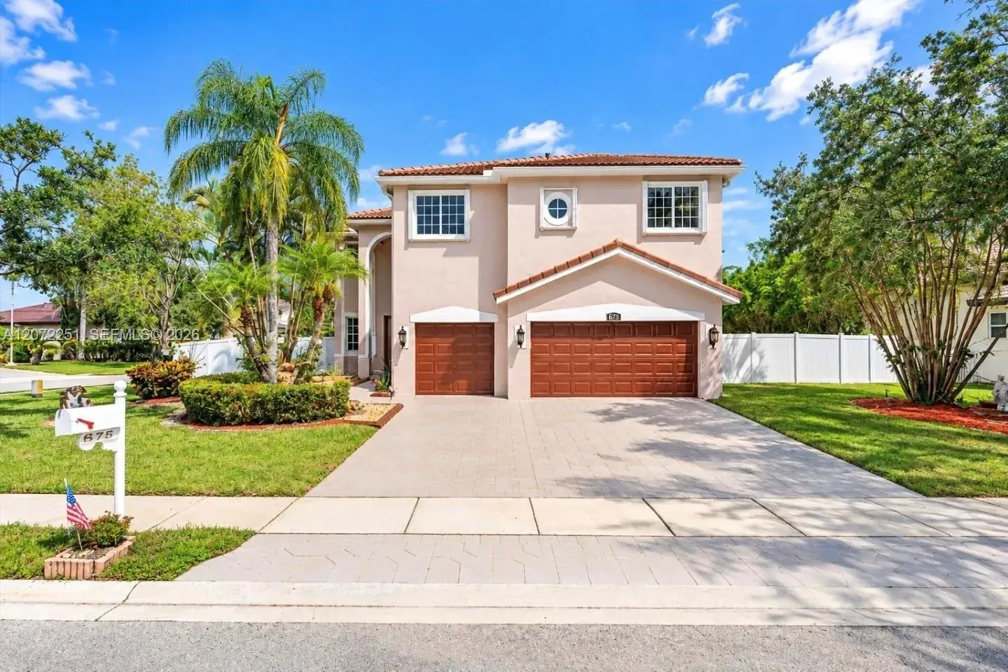 6 bedroom 4 bath Residential for sale at 675 SW 159th Ln, Pembroke Pines FL 33027