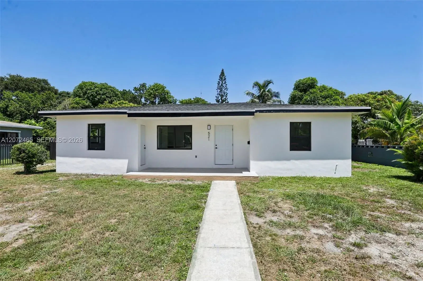 521 NW 189th Ter, Miami Gardens FL 33169