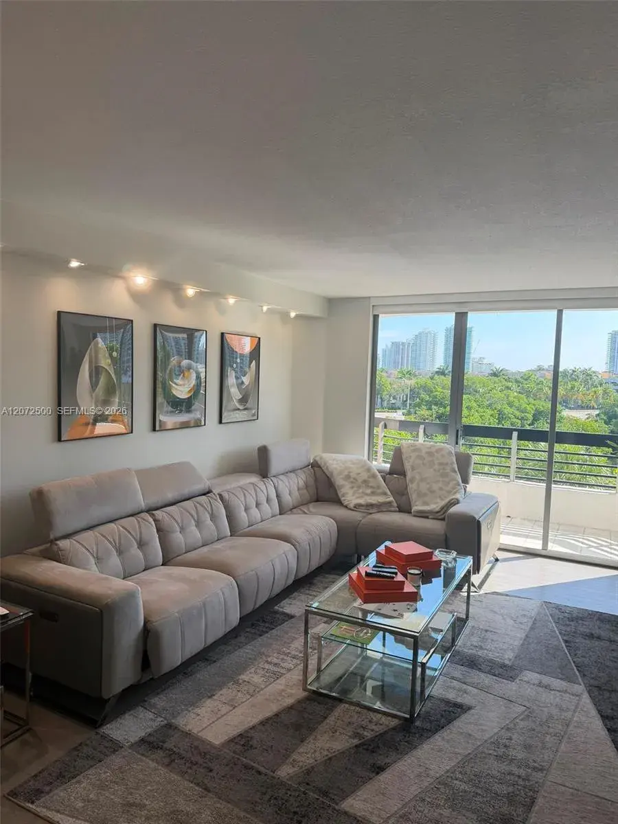 3400 NE 192nd St # 511, Aventura FL 33180