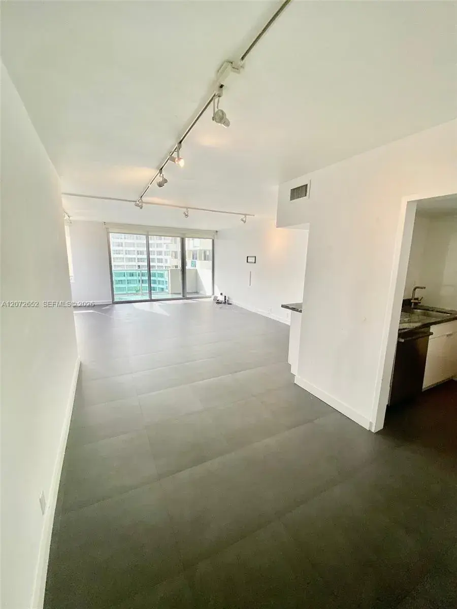 1200 West Ave # 815, Miami Beach FL 33139