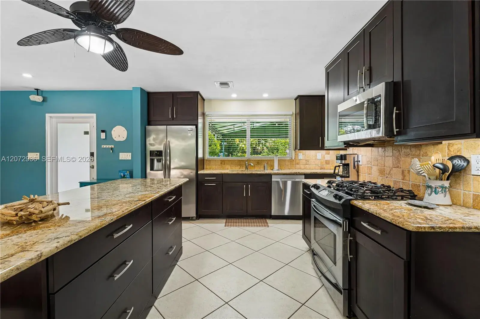 19511 Sterling Dr, Cutler Bay FL 33157