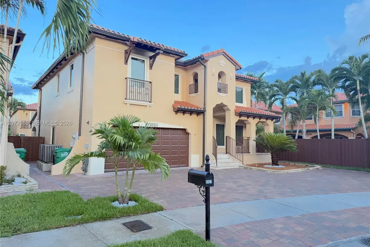 3121 SW 156th Ave, Miami FL 33185