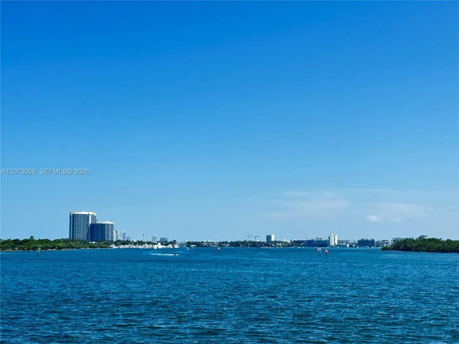 1 bedroom 1 bath Residential for sale at 300 Bayview Dr # 501, Sunny Isles Beach FL 33160