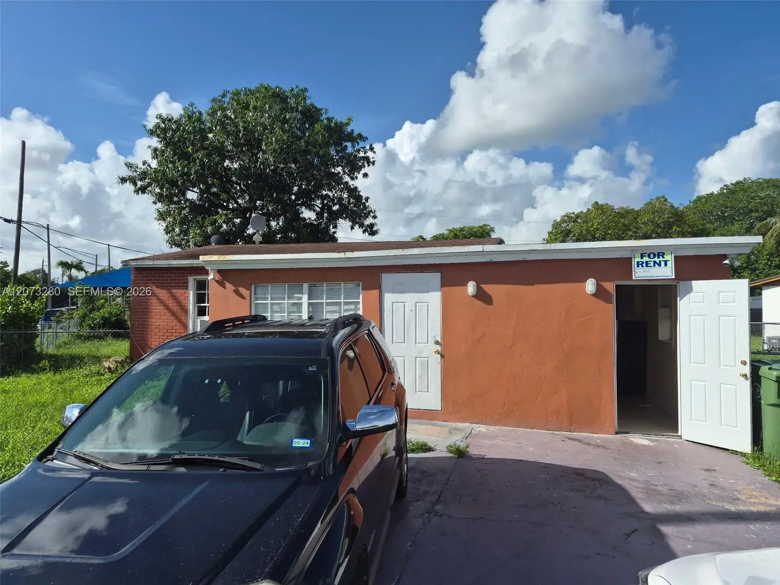 2300 NW 15th Ct, Fort Lauderdale FL 33311