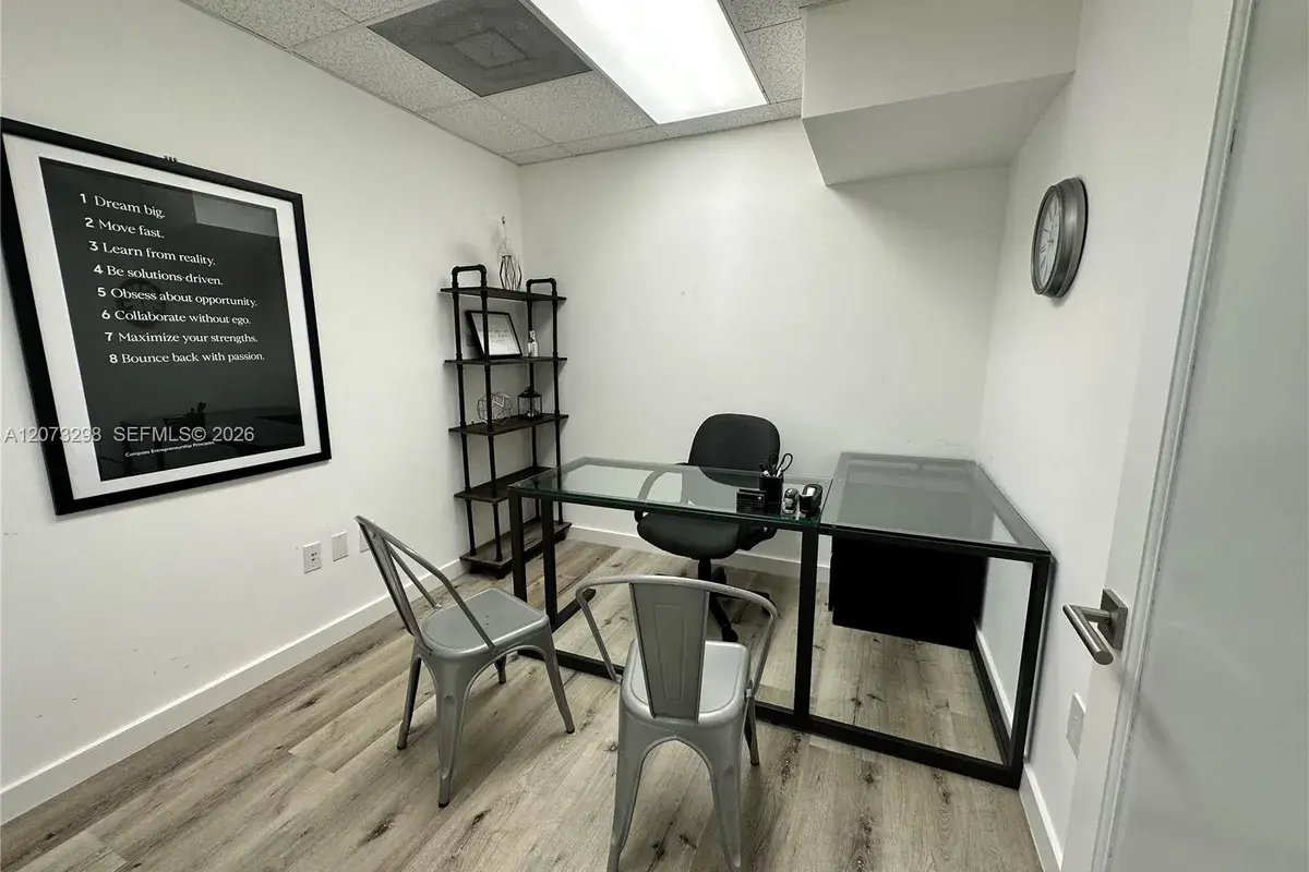 7452 SW 48th St, Miami FL 33155