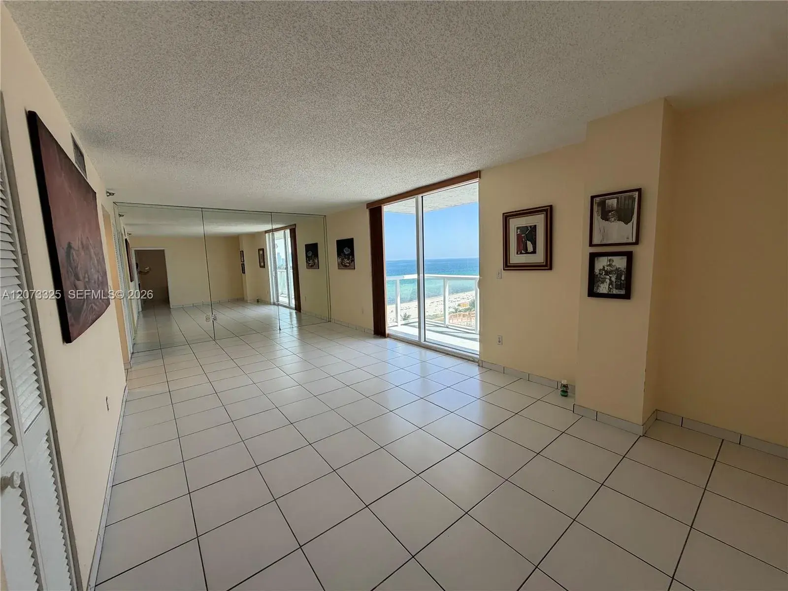 2457 Collins Ave # 1405, Miami Beach FL 33140