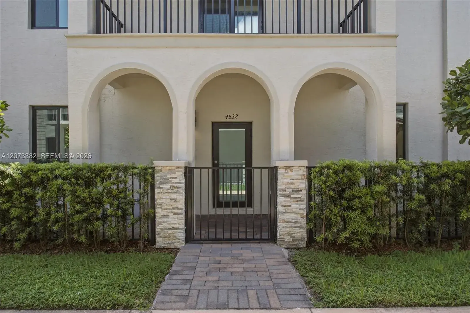 3 bedroom 2 bath Residential for sale at 4532 NW 83 PSGE # 0, Doral FL 33166