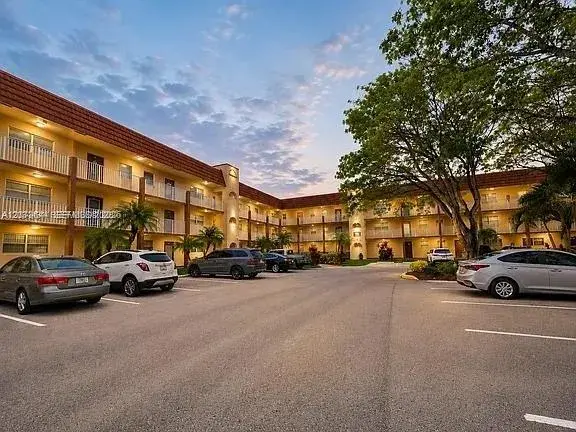 2801 N Pine Island Rd # 208, Sunrise FL 33322