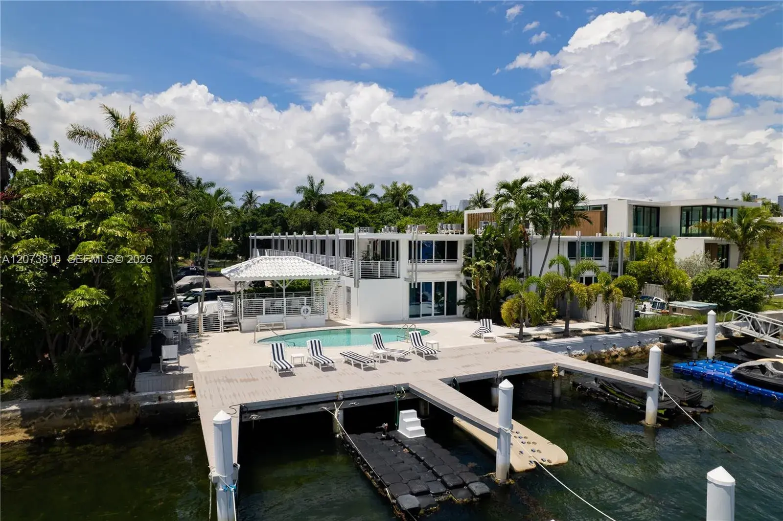 1 bedroom 1 bath Residential for sale at 405 N Hibiscus Dr # 202, Miami Beach FL 33139
