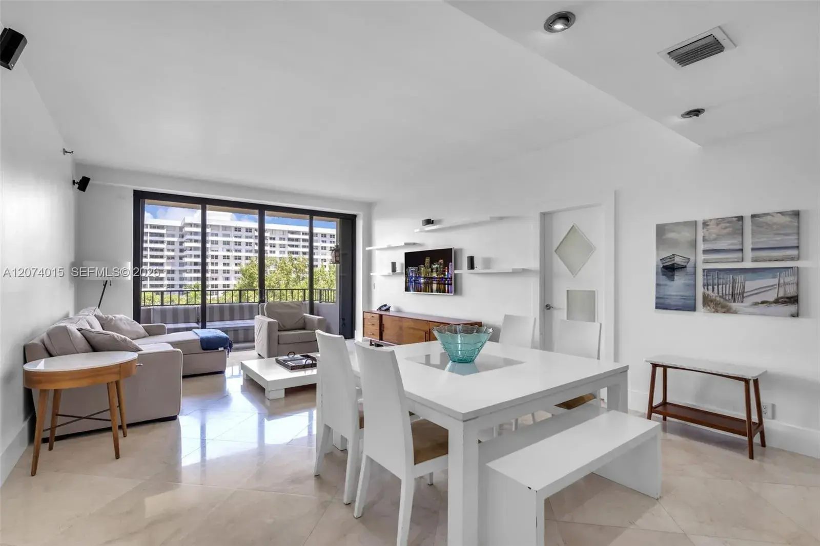 3 bedroom 2 bath Residential Lease for rent at 251 Crandon Blvd # 431, Key Biscayne FL 33149