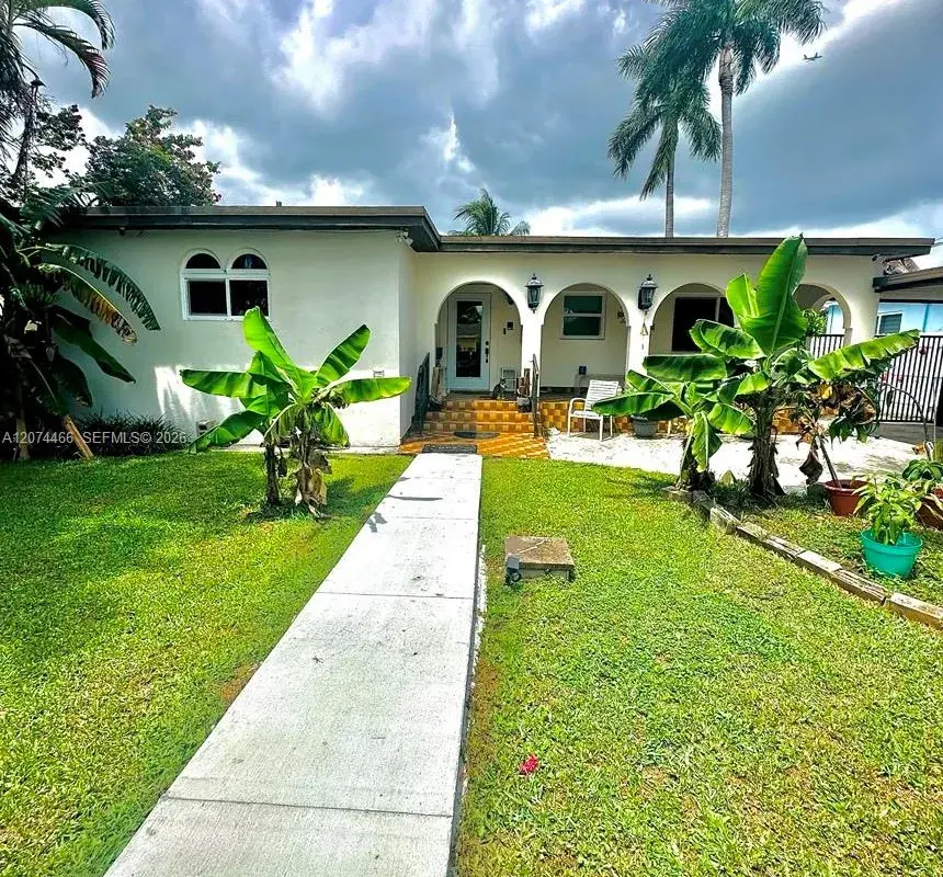 3351 NW 20th St, Miami FL 33142