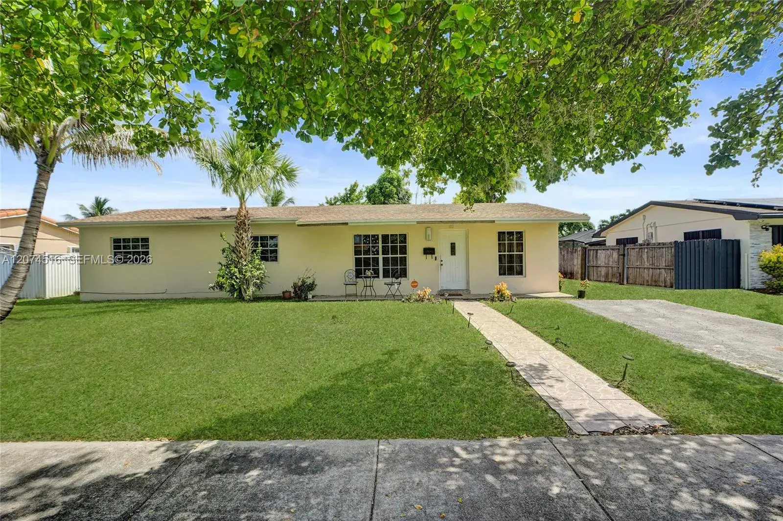 3 bedroom 1 bath Residential for sale at 102 NE 206th Ter, Miami Gardens FL 33179
