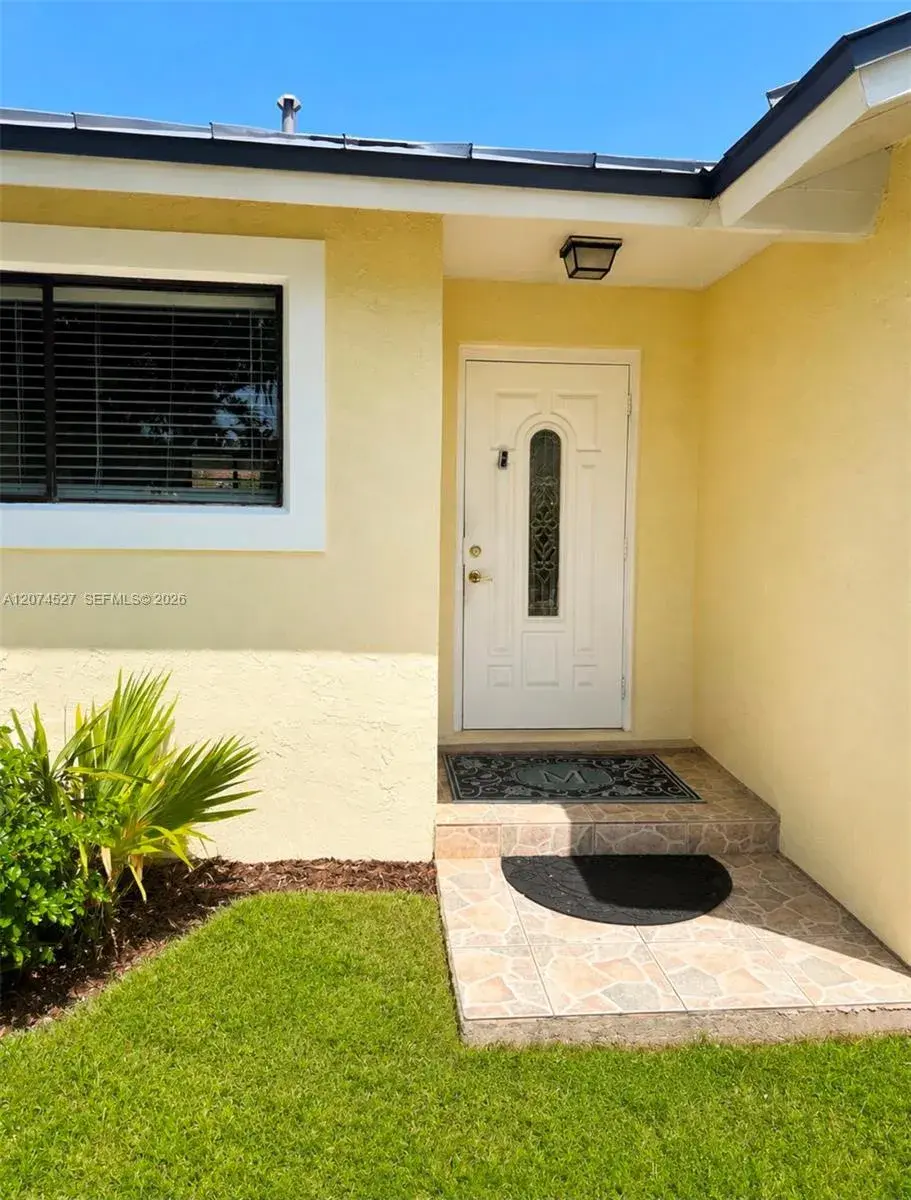 27726 SW 132nd Ct, Homestead FL 33032