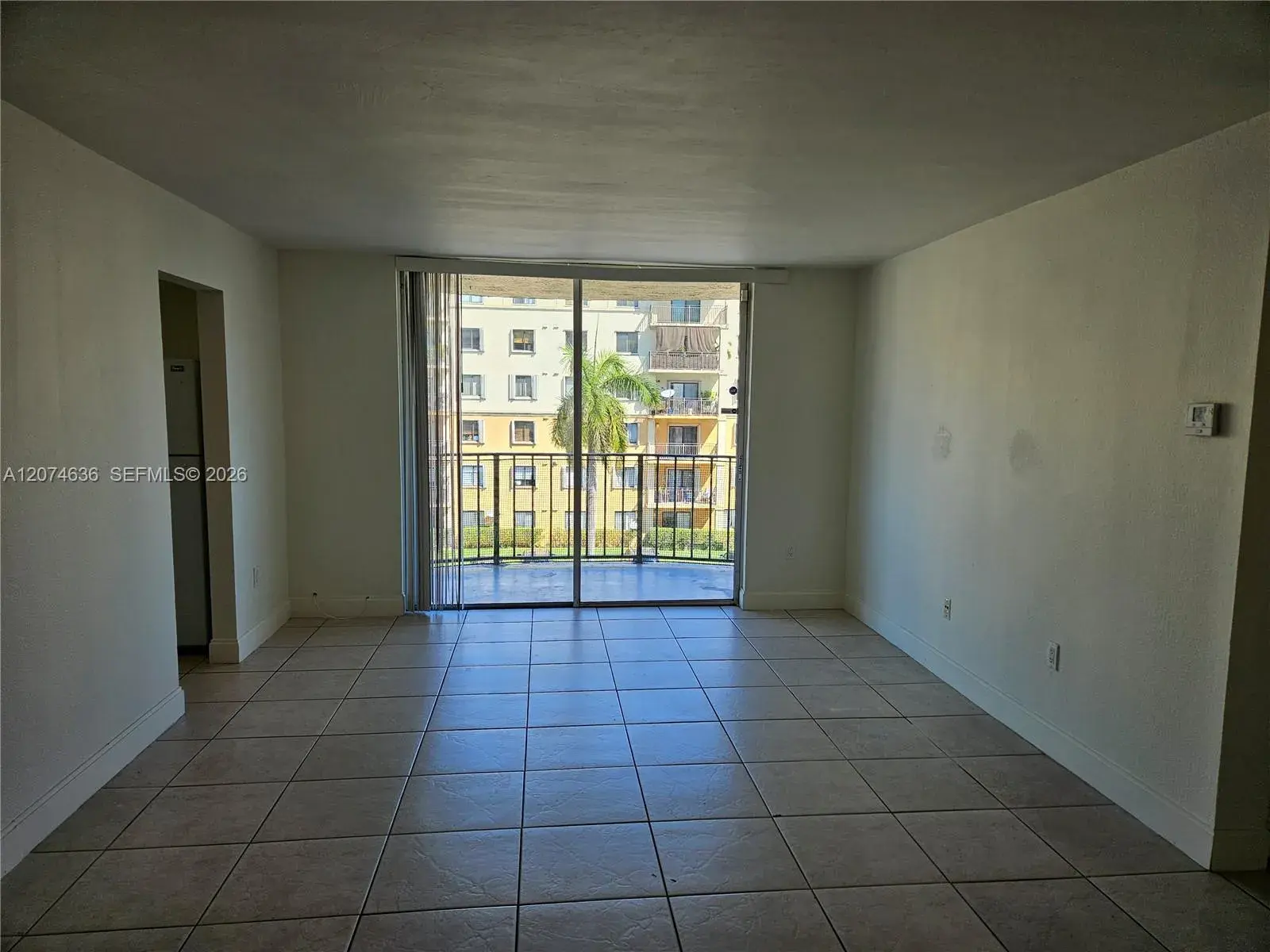 9320 Fontainebleau Blvd # 401, Miami FL 33172