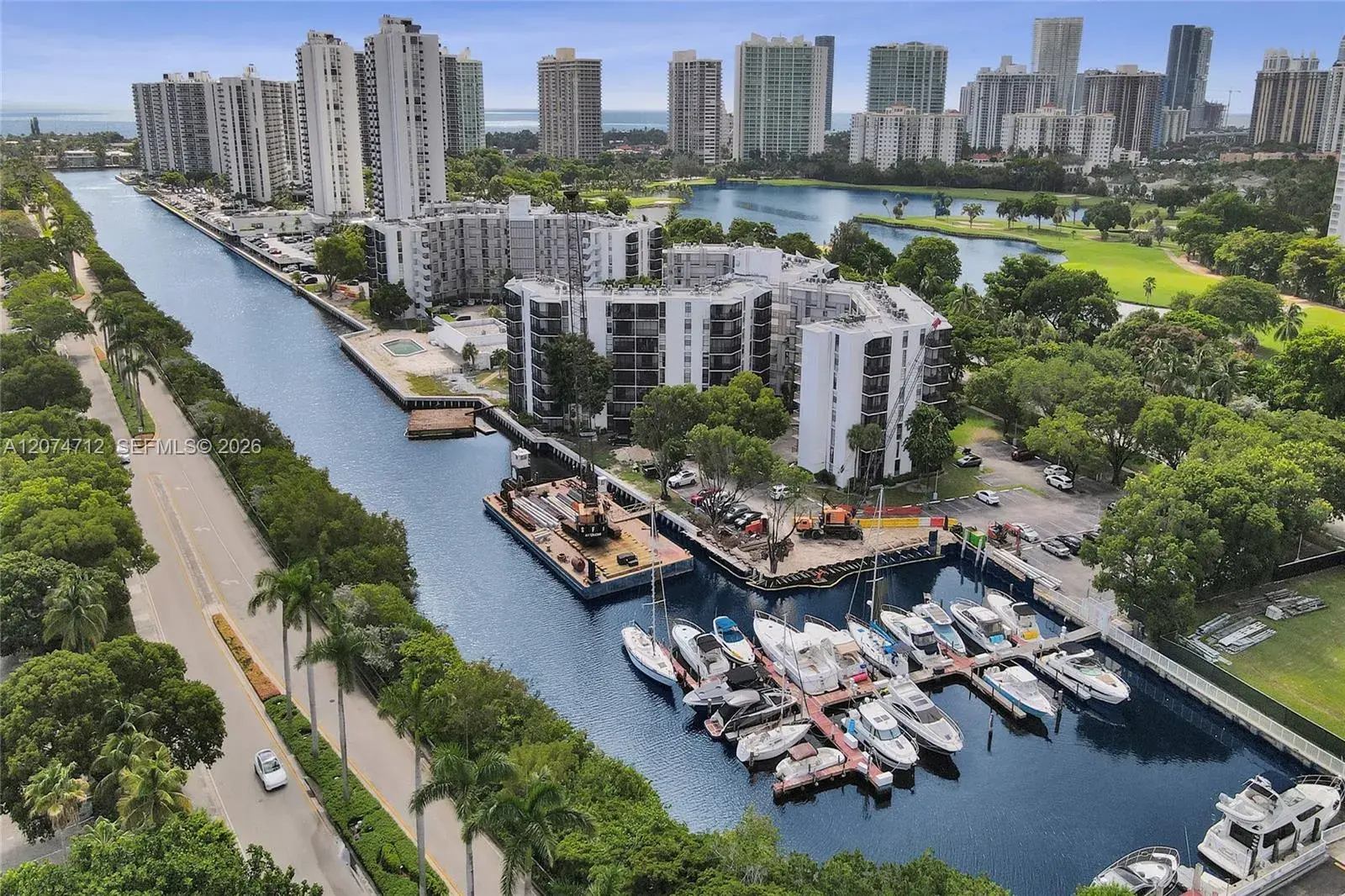 3401 N Country Club Dr, Aventura FL 33180