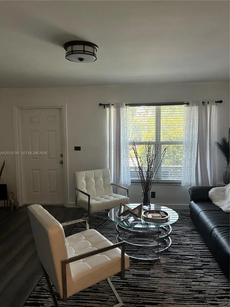 5721 NW 64th Way, Tamarac FL 33321