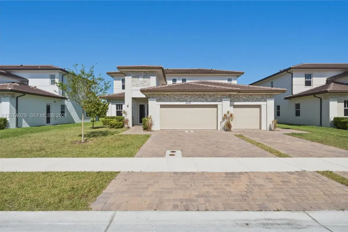 4372 SW 122nd Ter, Davie FL 33330