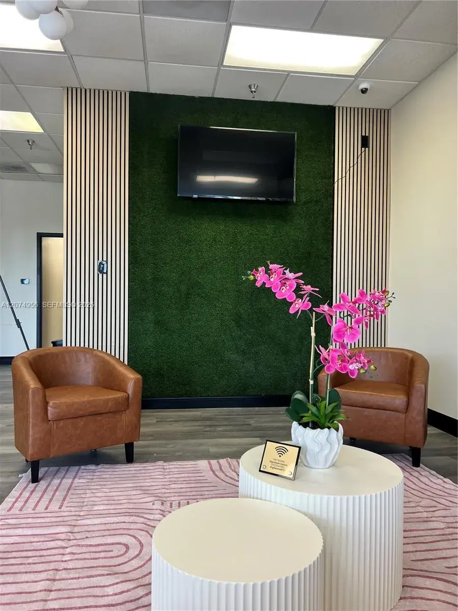 Business Opportunity for sale at 873 E Bloomingdale's ave, Brandon FL 33511