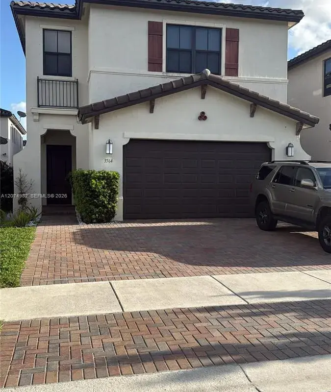 3564 W 97th St, Hialeah FL 33018