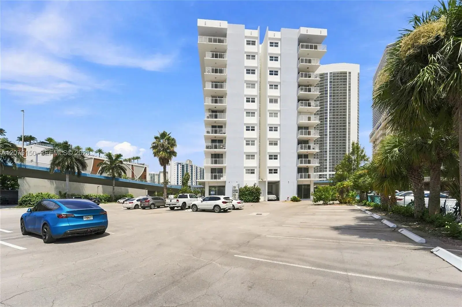 1 bedroom 1 bath Residential for sale at 1801 S Ocean Dr # 640, Hallandale Beach FL 33009