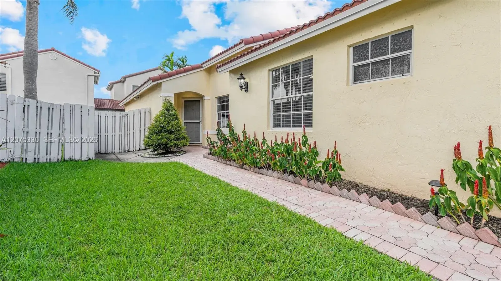 3 bedroom 2 bath Residential for sale at 17251 NW 6th St, Pembroke Pines FL 33029