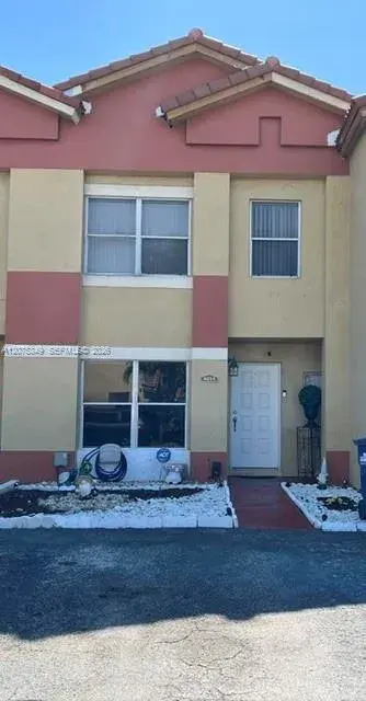 2 bedroom 2 bath Residential for sale at 5214 NW 190th St, Miami Gardens FL 33055
