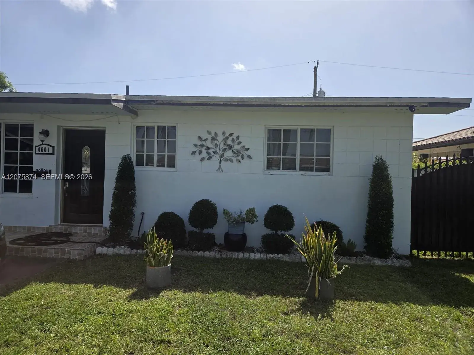 4601 W 9th Ave, Hialeah FL 33012