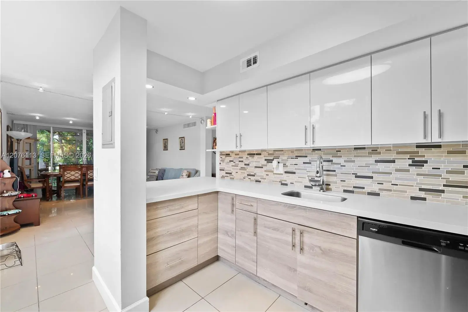 9400 Live Oak Pl # 305, Davie FL 33324