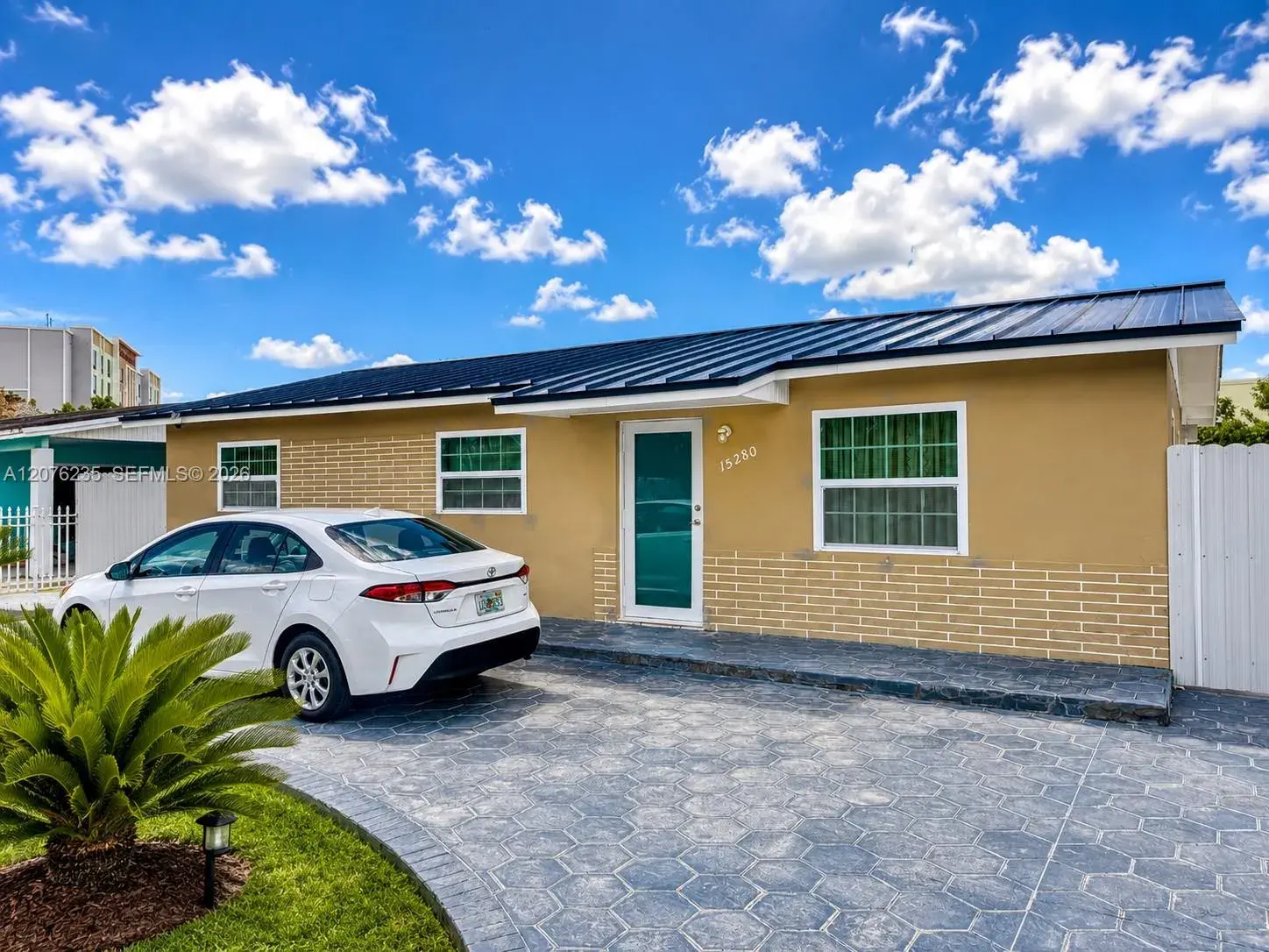 3 bedroom 1 bath Residential for sale at 15280 SW 308th St, Homestead FL 33033
