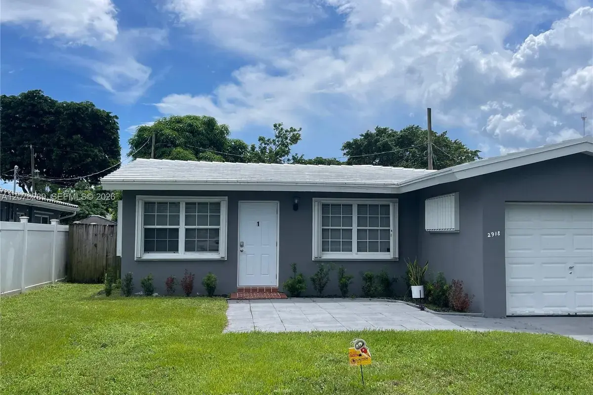 2918 Madison St, Hollywood FL 33020