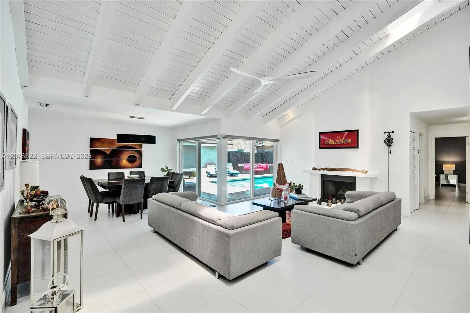 18 Boxwood Rd, Hollywood FL 33021