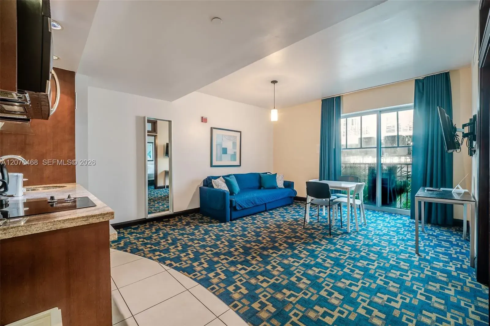 1060 Ocean Dr # D206, Miami Beach FL 33139
