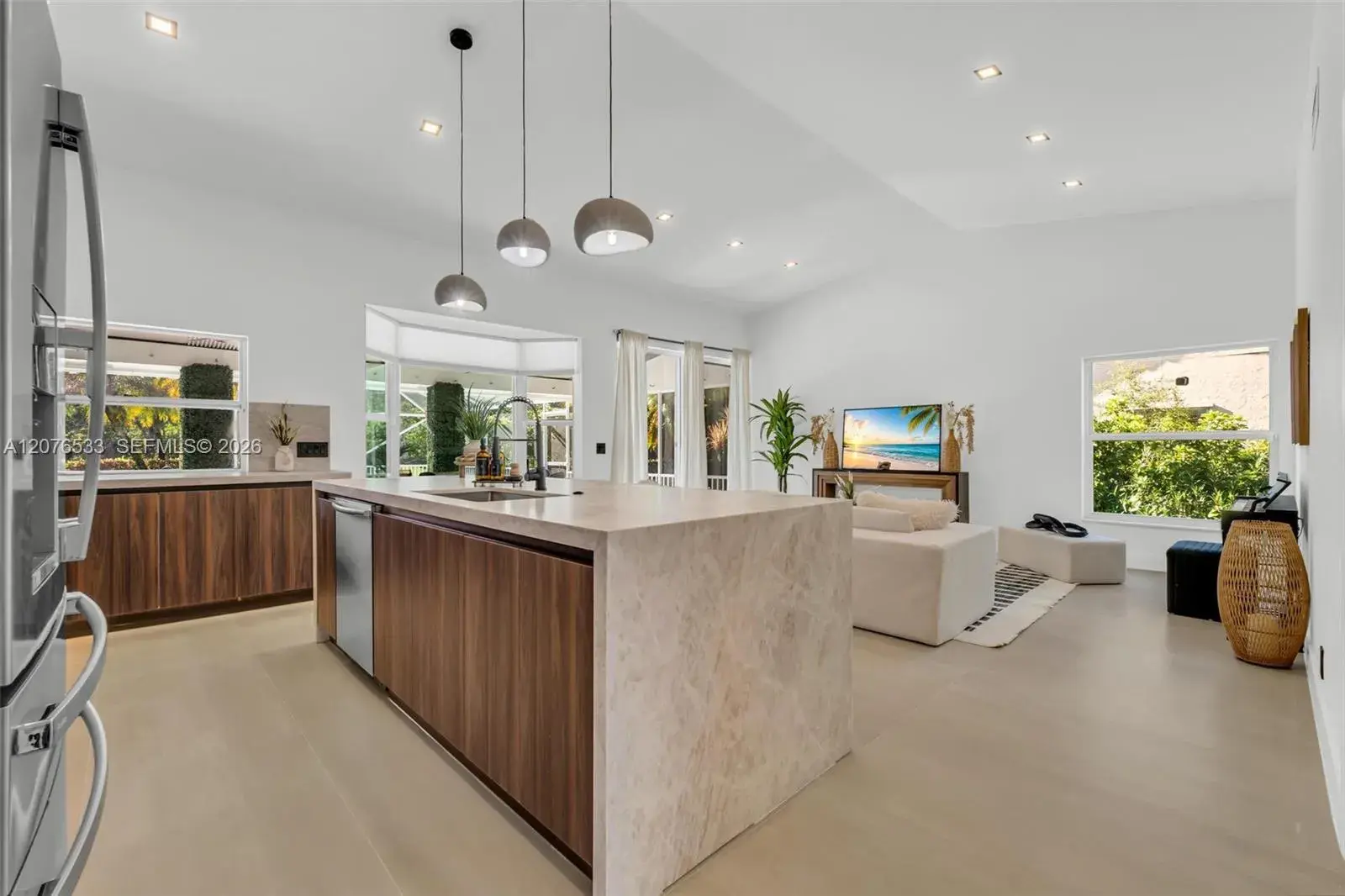 11834 Island Lakes Ln, Boca Raton FL 33498