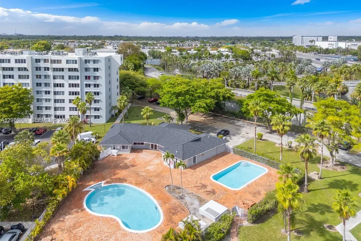 9143 SW 77th Ave # B802, Miami FL 33156
