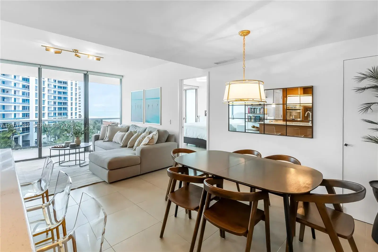 2 bedroom 2 bath Residential for sale at 5875 Collins Ave # 903, Miami Beach FL 33140