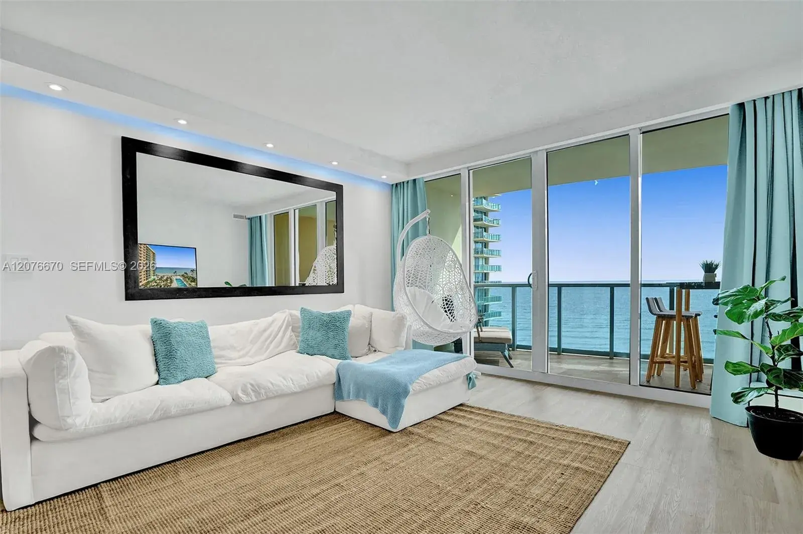 2501 S Ocean Dr, Hollywood FL 33019