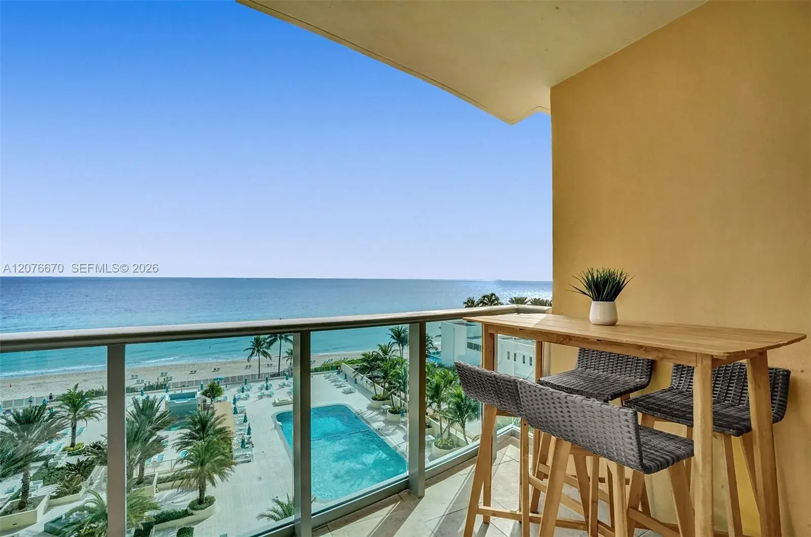 2501 S Ocean Dr, Hollywood FL 33019
