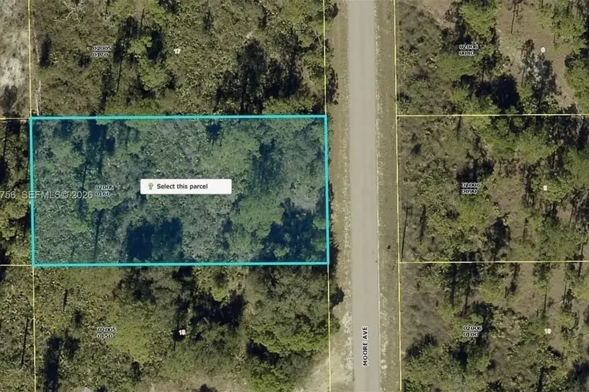 807 Moore, Lehigh Acres FL 33972