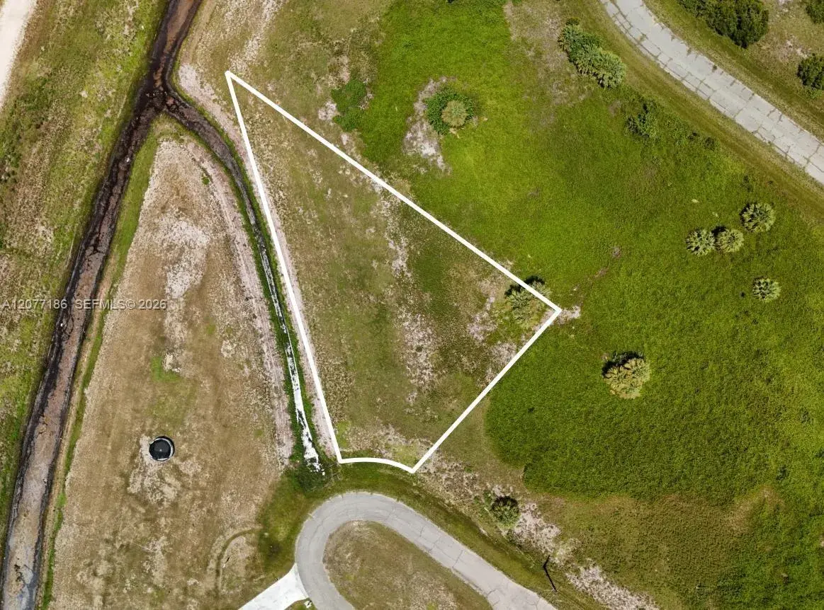 Land/Boat Docks for sale at 216 LYNBROOK LOOP, La Belle FL 33935