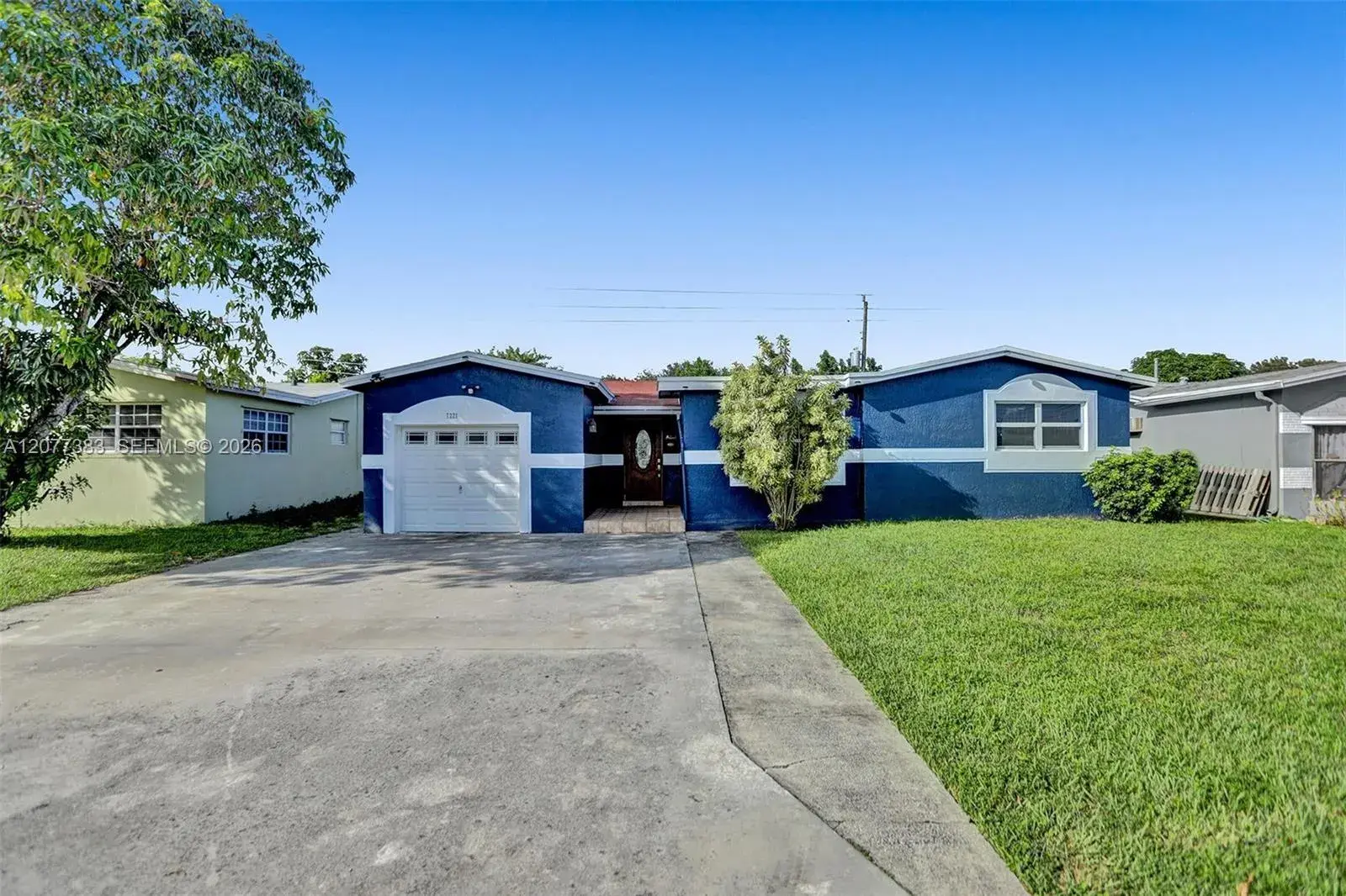5 bedroom 2 bath Residential for sale at 7221 Fairway Blvd, Miramar FL 33023