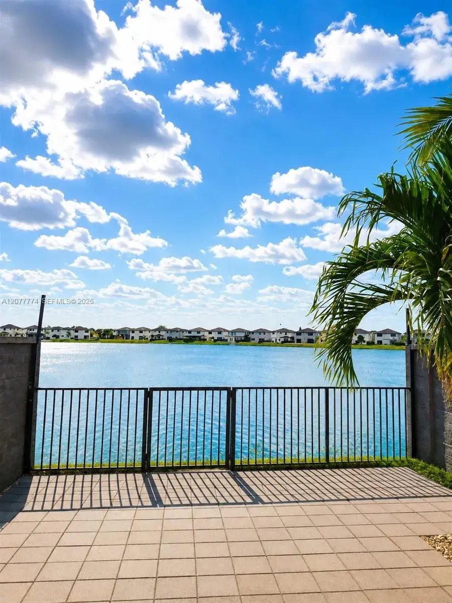 9116 NW 158th St, Miami Lakes FL 33018